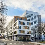 Central Sq Studio W Doorman Nr Charles River Bos-369